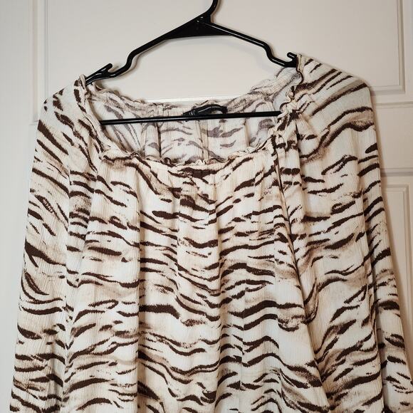 Animal Striped Print Top Womens Size Large Brown & White Blouse Unique Pattern - Picture 2 of 9